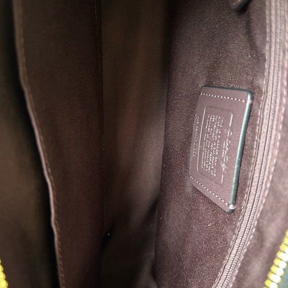 Coach Teri Hobo Black Leather Shoulder Bag - Picture 3 of 8